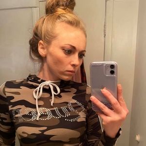 Meet your Posher, Kate-lynn